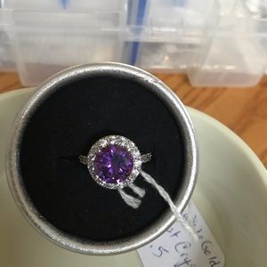 Amethyst stone white gold ring